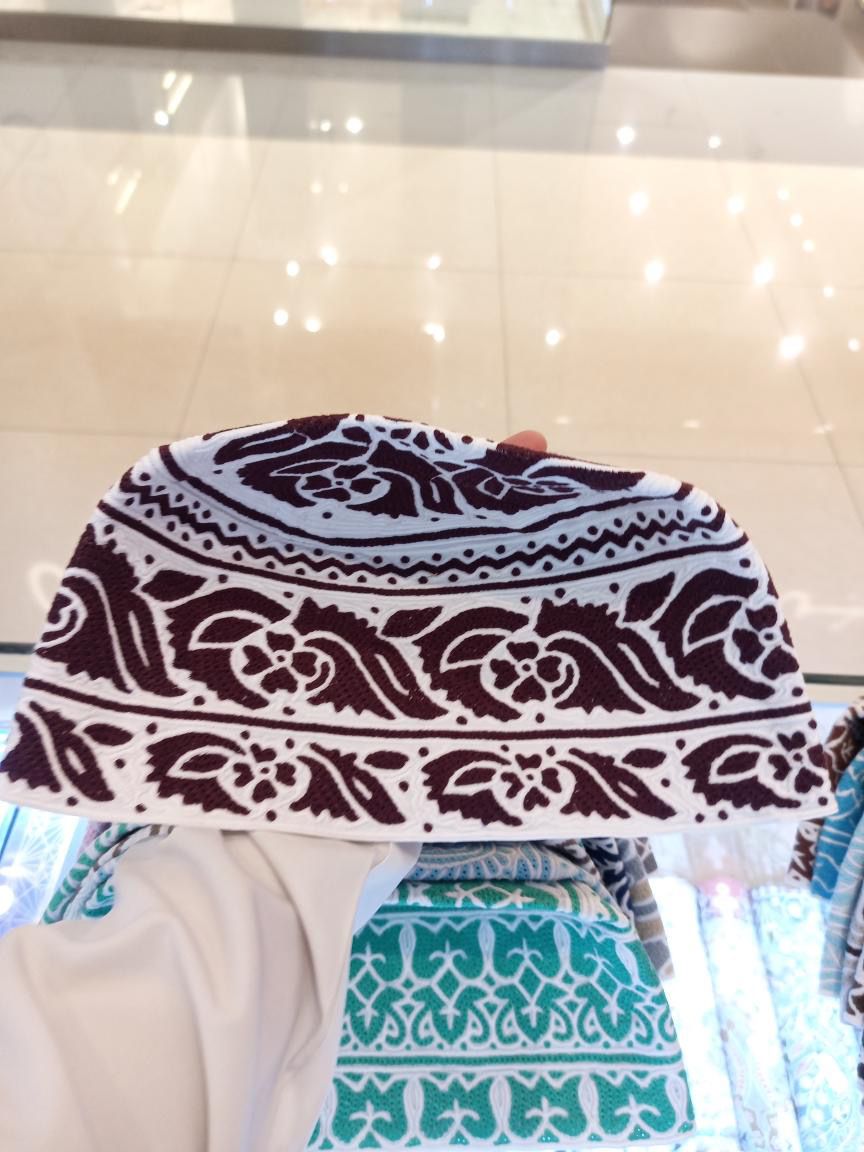 كمة عمانية مقاس 11 وربع Omani Kumaa size 11.1/4 inch