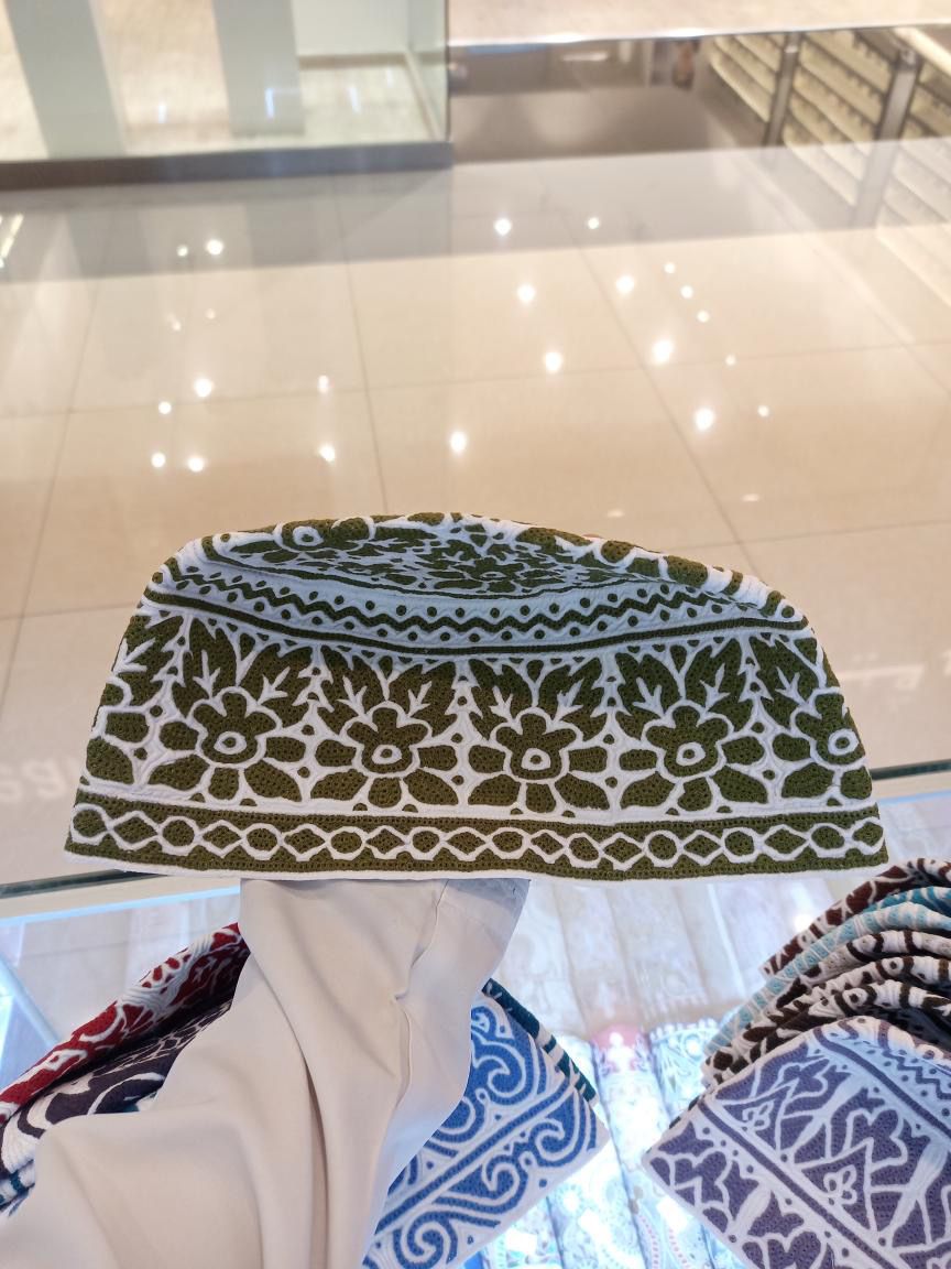 كمة عمانية مقاس 11 وربع Omani Kumaa size 11.1/4 inch