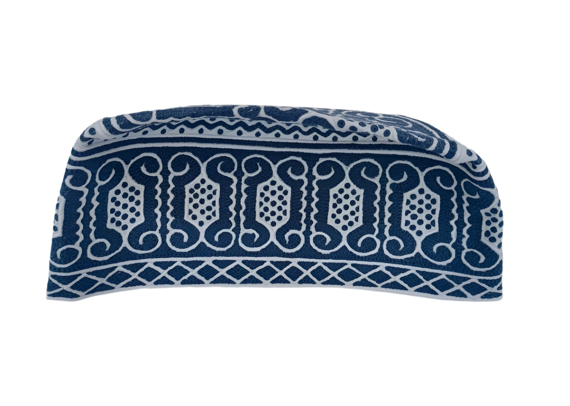 كمة عمانية مقاس ١١ ونص Omani Kumaa size 11.30 inch