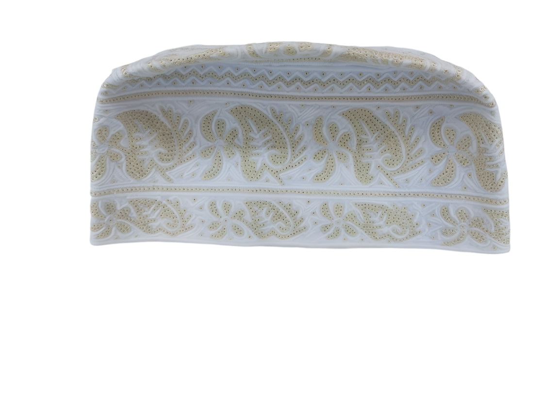 كمة عمانية مقاس ١١ ونص Omani Kumaa size 11.30 inch