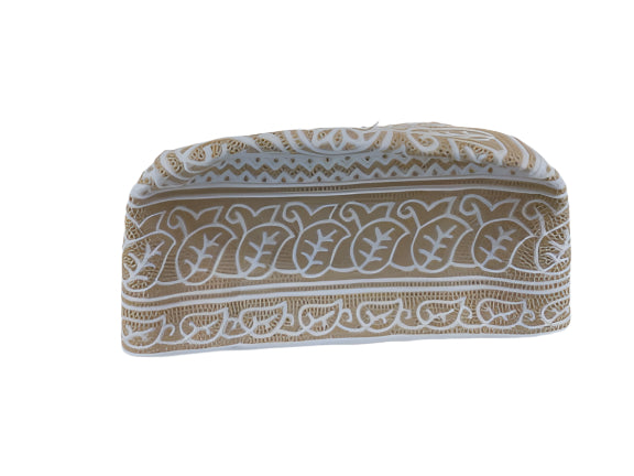 كمة عمانية مقاس ١٠ و٣/٤ Omani Kumaa size 10.3/4 inch