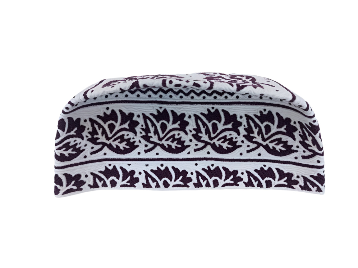 كمة عمانية مقاس ١١ ونص Omani Kumaa size 11.30 inch