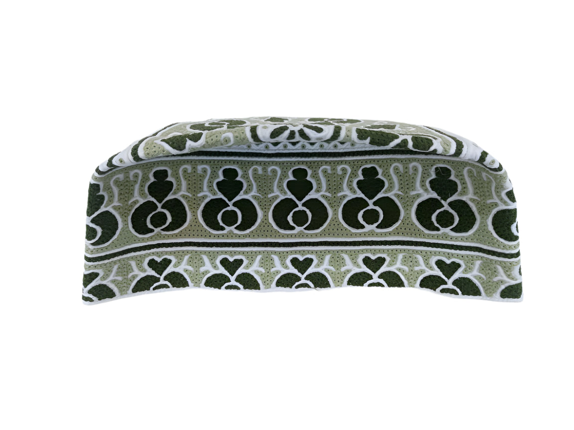 كمة عمانية مقاس ١١ ونص Omani Kumaa size 11.30 inch