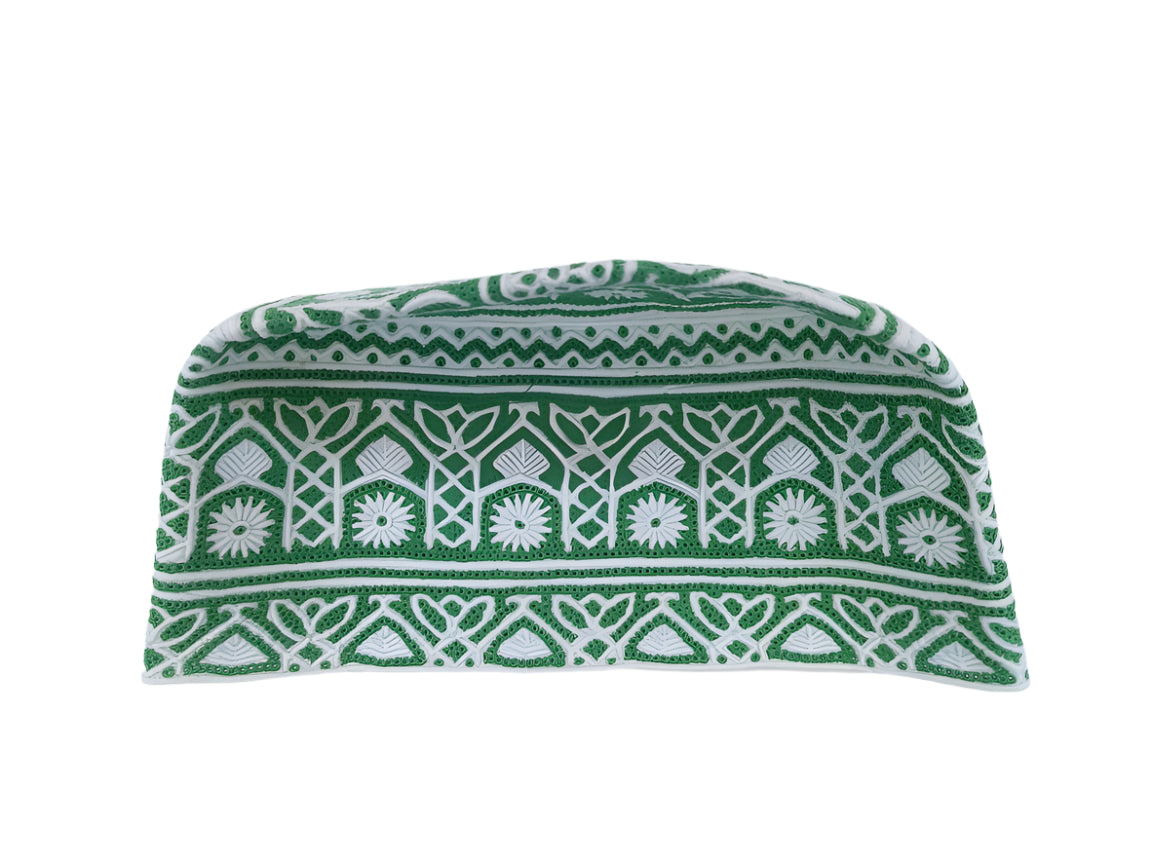 كمة عمانية مقاس ١١ ونص Omani Kumaa size 11.30 inch