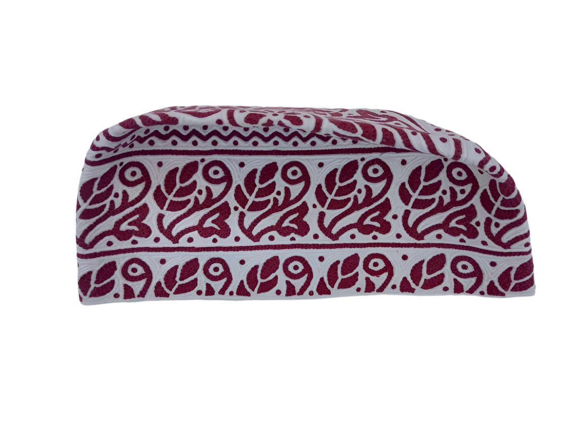 كمة عمانية مقاس ١١ ونص Omani Kumaa size 11.30 inch