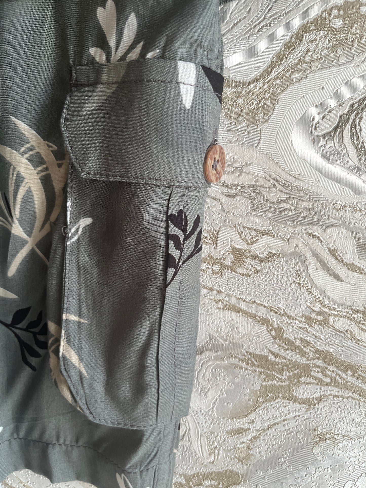 طقم قميص وشورت مشجر اخضر رجالي Men’s Patterned T-Shirt and Shorts Set
