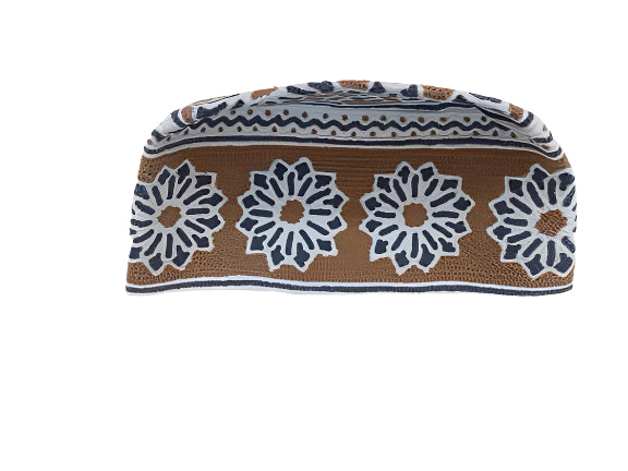 كمة عمانية مقاس ١٠ و٣/٤ Omani Kumaa size 10.3/4 inch