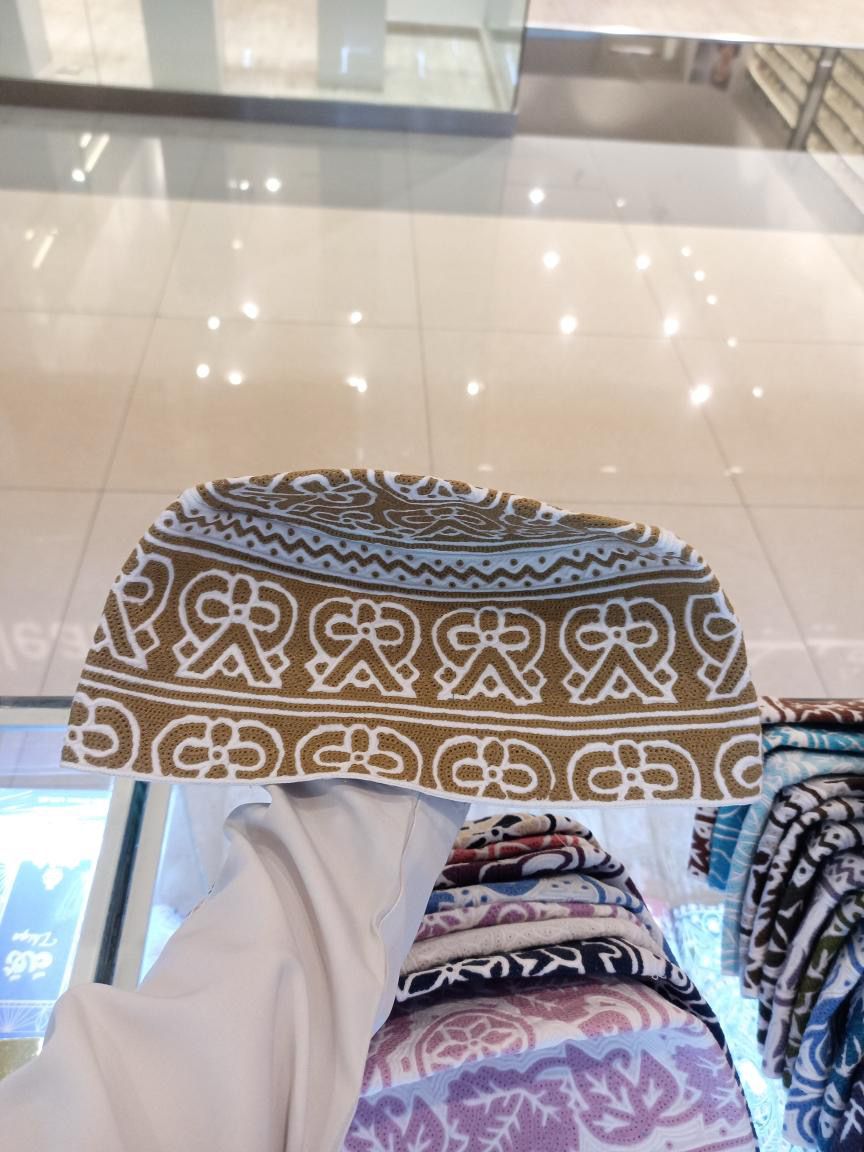 كمة عمانية مقاس 11 وربع Omani Kumaa size 11.1/4 inch