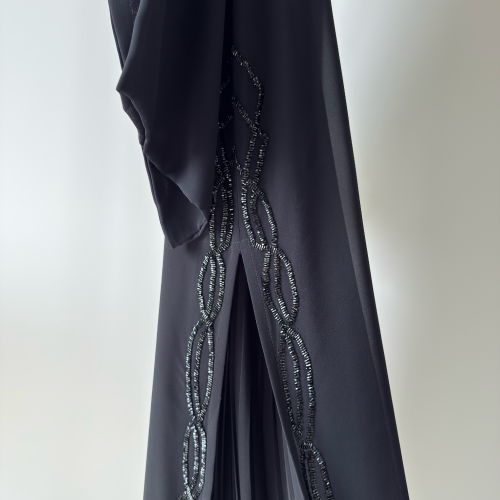 عباية شيفون وخرز بكسرات جانبية BLACK CHIFFON & BEADS WITH SIDE PLEATS ABAYA