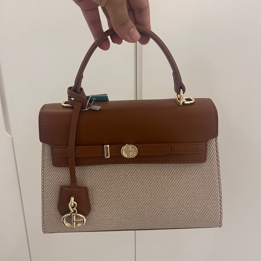 شنطة كريسبيلا لون بني Chrisbella brown bag