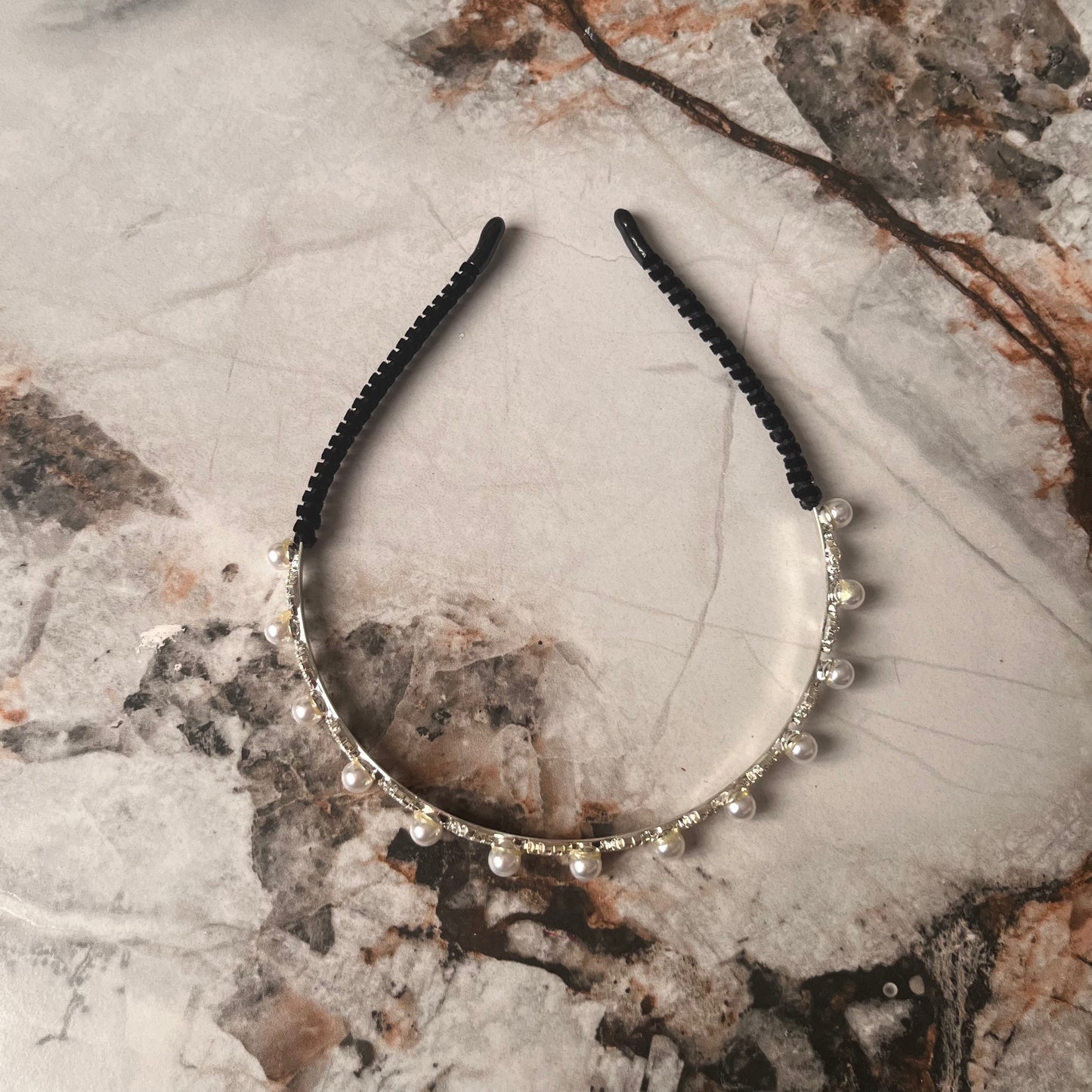تاج أنيق مزين بكرستالات ولولو Elegant pearl girls headband