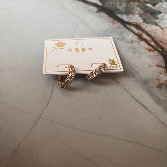Elegant women's earrings, 1 pc زوج أقراط نسائية أنيقة قطعة واحدة