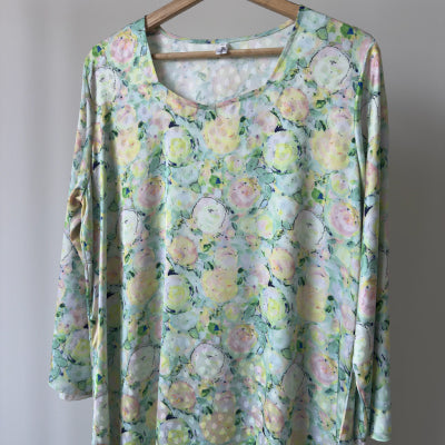 Floral stone beaded satin floral patterned maxi dress , Jalabiya جلابية حرير بفصوص بنمط مشجر