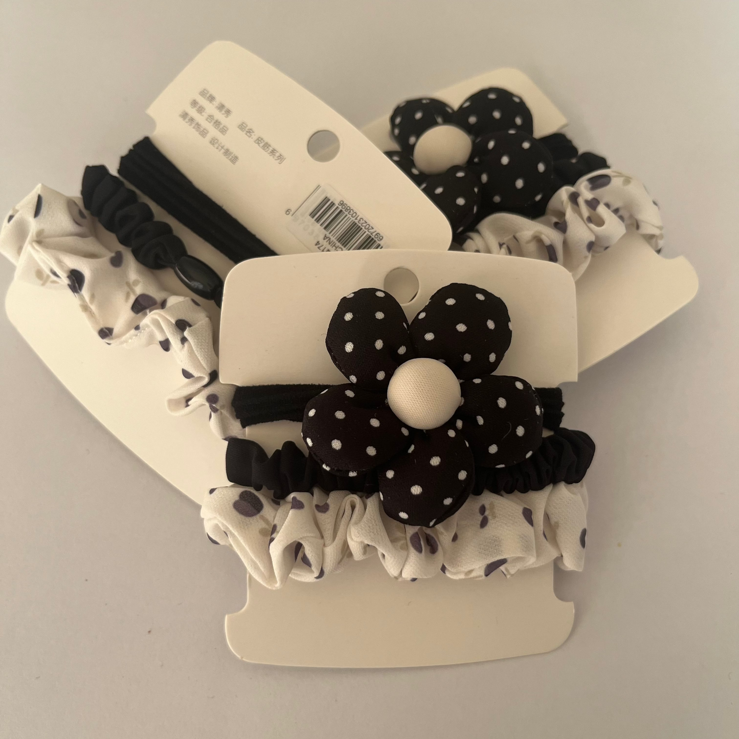 ربطات شعر صغيرة لون أسود Black Hair Ties 1 set, 3 pcs