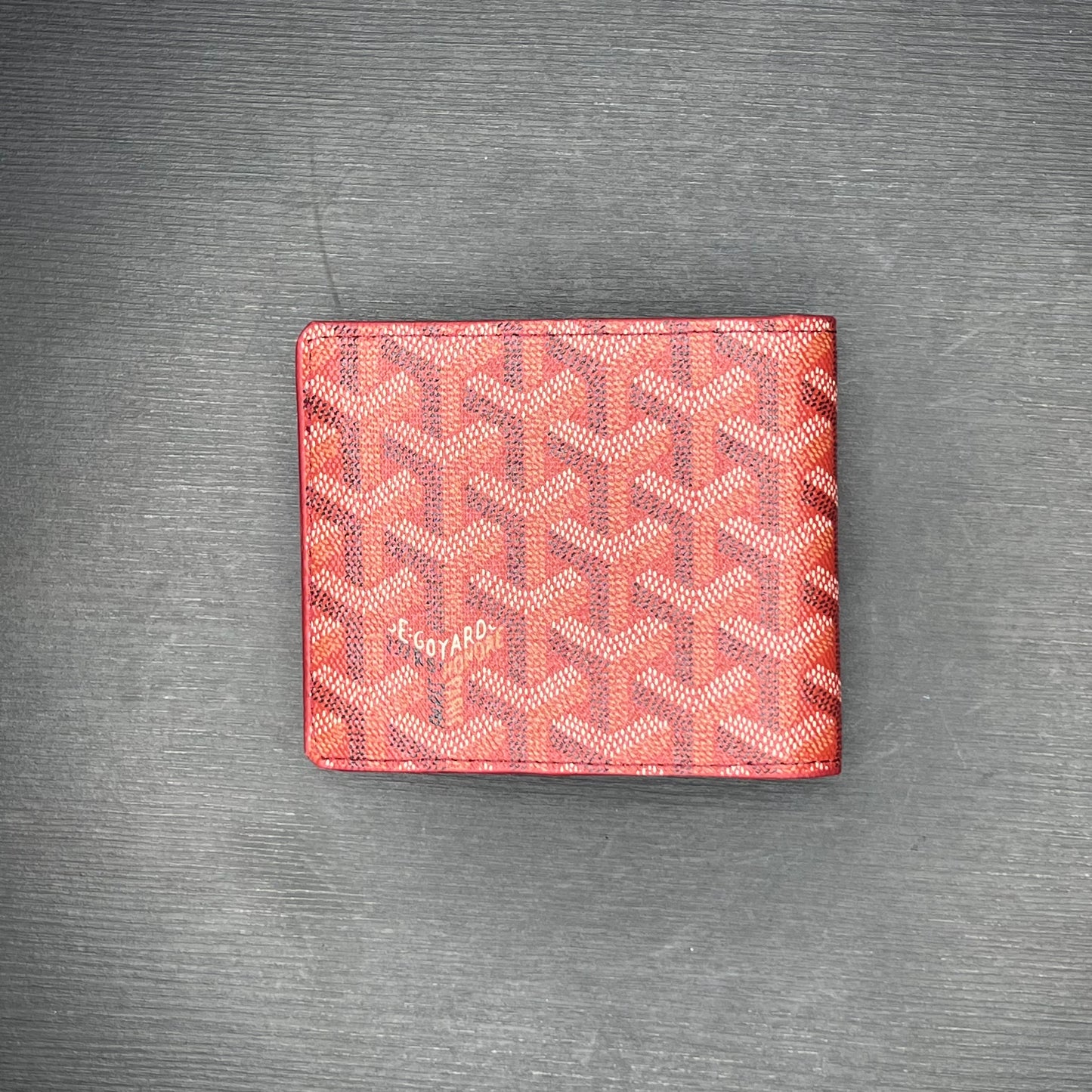محفظة جلد رجالية بلون قرمزي Red maroon Men’s leather wallet