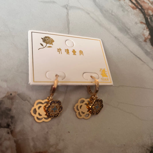Elegant women's earrings, 1 pc أقراط نسائية أنيقة قطعة واحدة