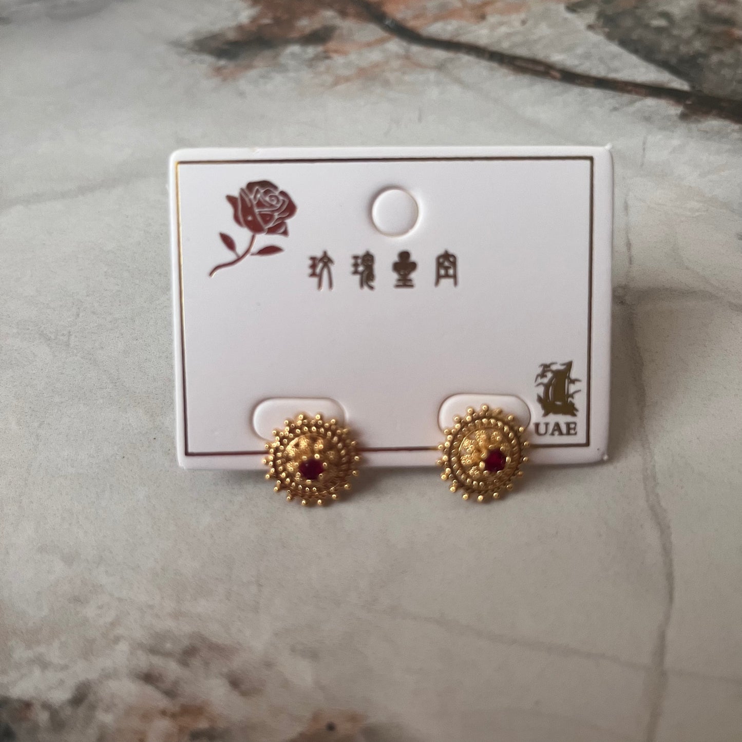 Elegant women's earrings, 1 pc زوج أقراط نسائية أنيقة قطعة واحدة