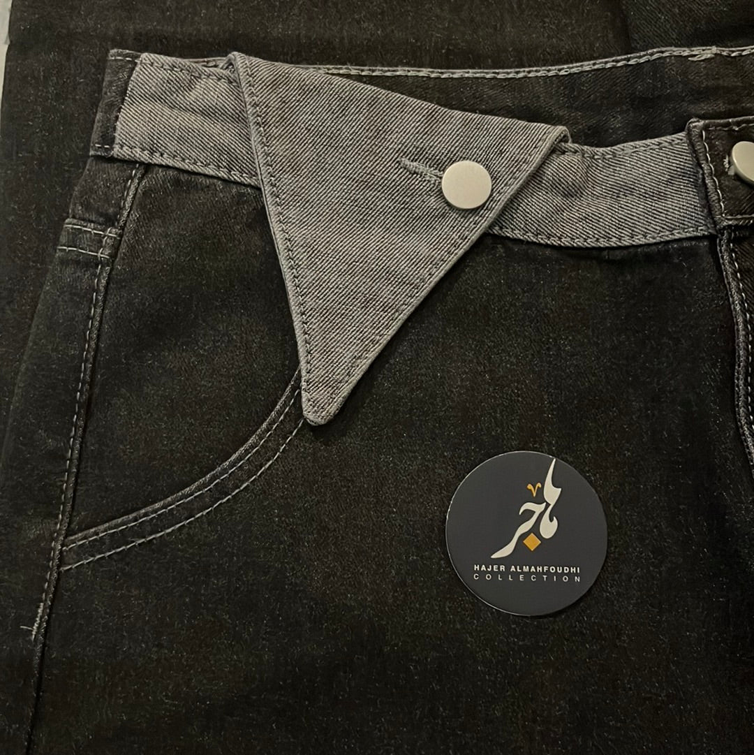 Black Solid color wide leg jeans بنطلون جينز أسود بساق واسع موحد اللون
