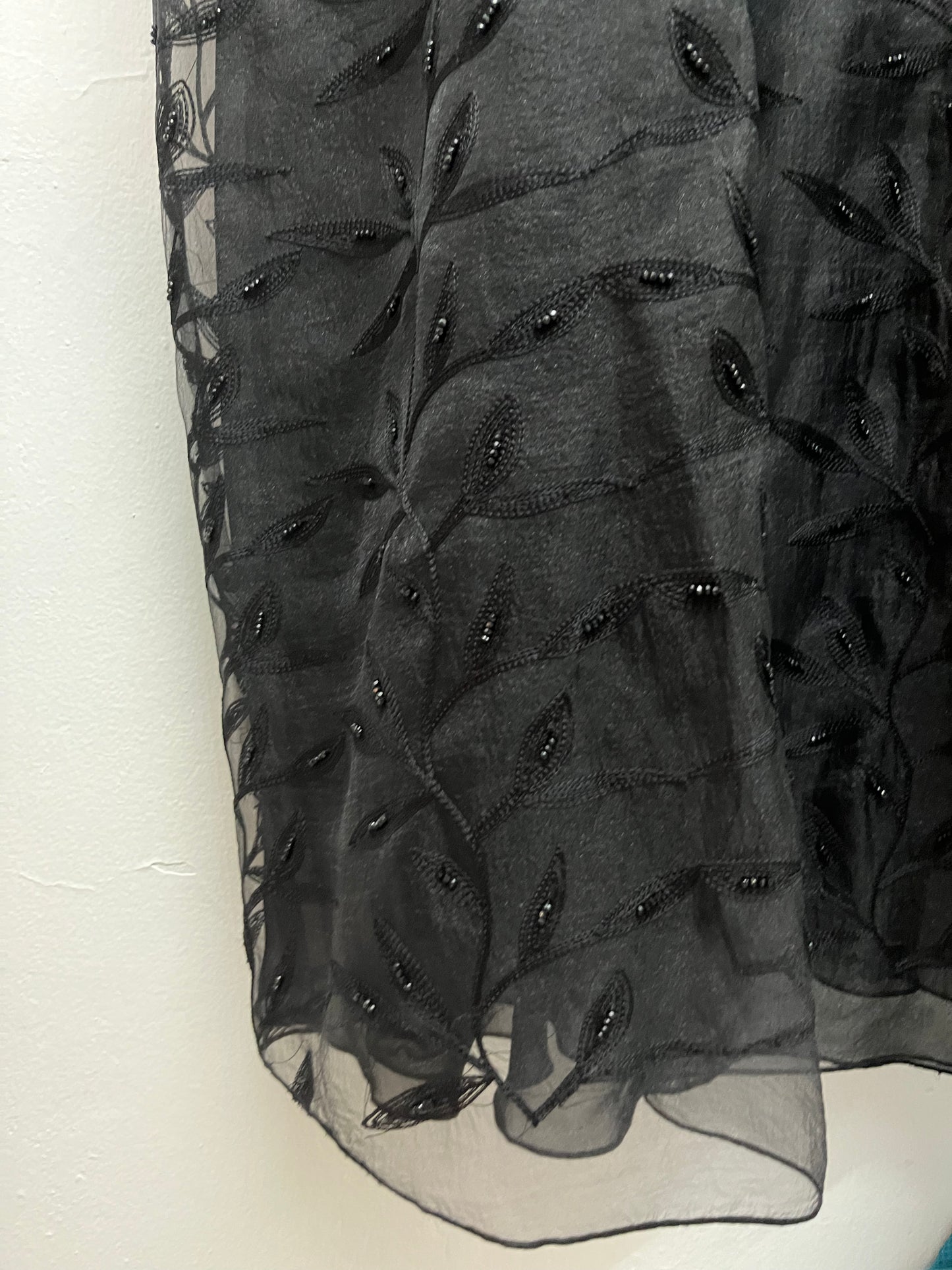 عباية اورجانزا وشيفون مطرزة BLACK CHIFFON & ORGANZA ABAYA