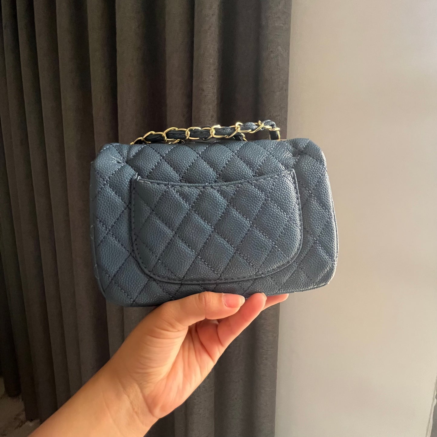 شنطة حجم صغير أزرق Small blue bag