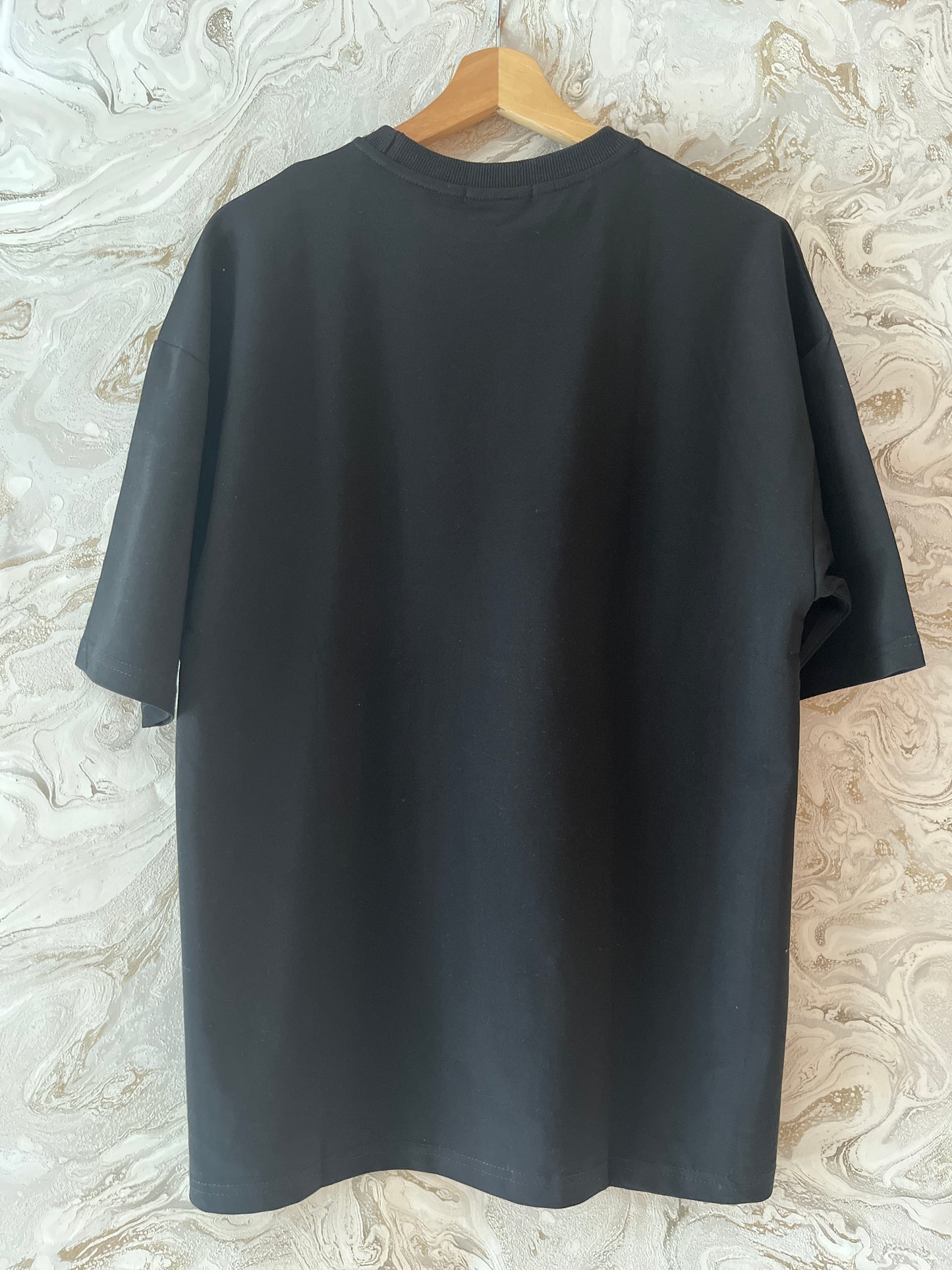 قميص اوفر سايز شتوي داون شولدر أسود رجالي Men's Oversized boxy Drop Shoulder Black T-shirt