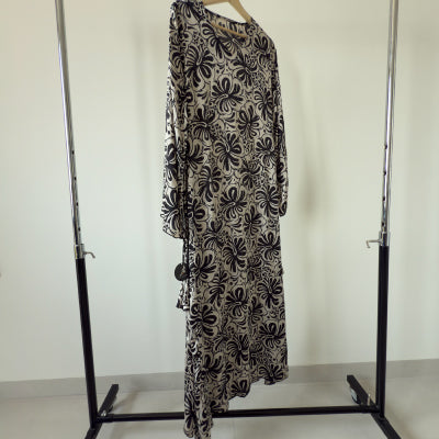 Beaded satin , floral patterned maxi dress , Jalabiya  جلابية حرير  بنمط مشجر مزينة بفصوص بربطات جانبية