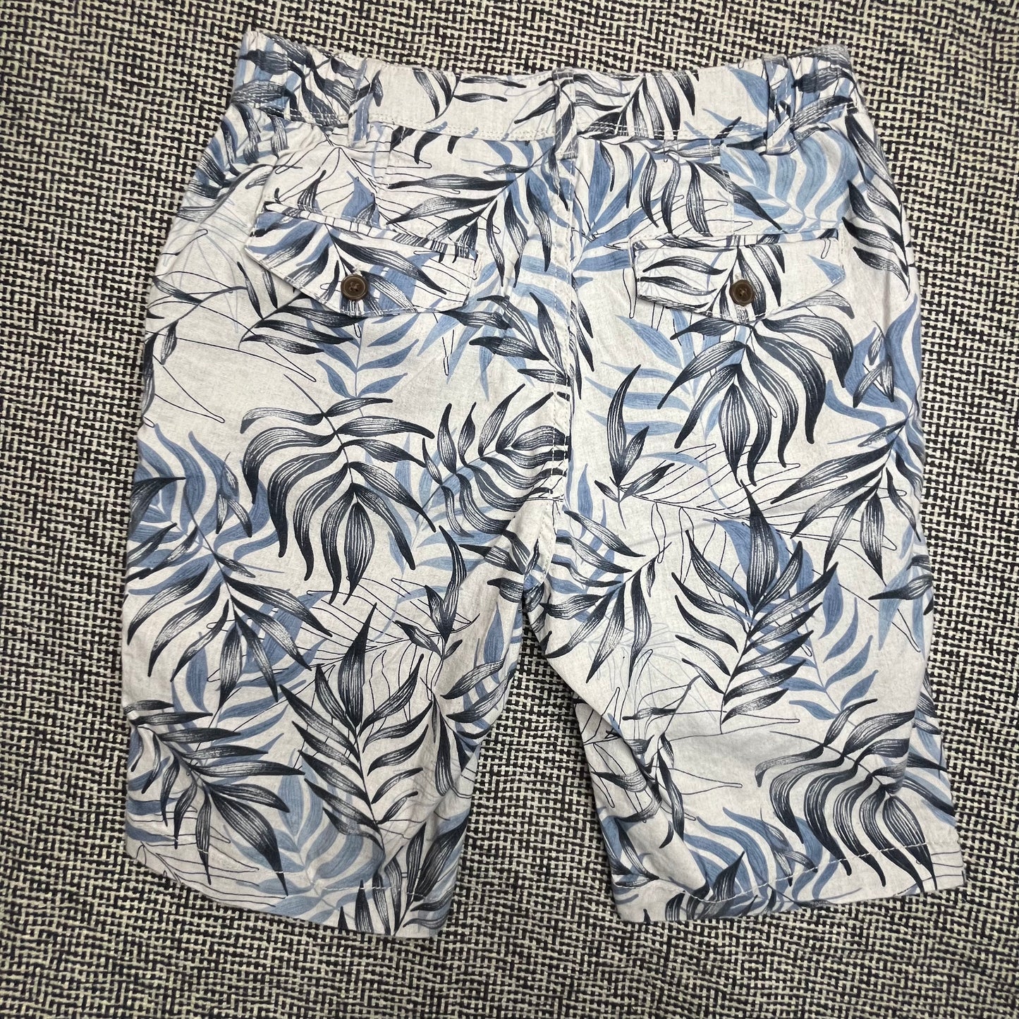 شورت جينز رجالي بنمط أوراق بقصة ضيقة Men's leaf print Denim shorts Slim Fit