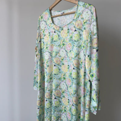 Floral stone beaded satin floral patterned maxi dress , Jalabiya  جلابية حرير بفصوص بنمط مشجر