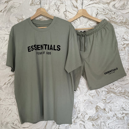 طقم تيشرت وشورت أخضر رجالي  Men’s T-Shirt and Shorts Set