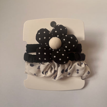 ربطات شعر صغيرة لون أسود  Black Hair Ties 1 set, 3 pcs
