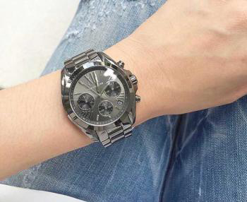 ساعة مايكل كورس نسائية  Michael Kors MK6249 Bradshaw Ladies Watch