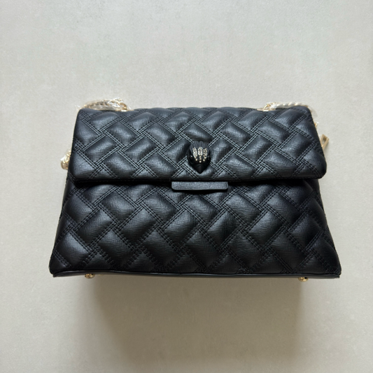 حقيبة يد سوداء مبطنة مزينة بشعار QUILTED EMBELLISHED EMBLEM BLACK HAND BAG