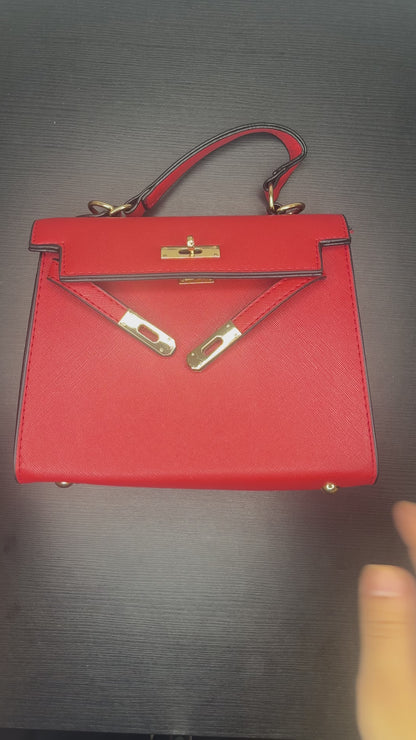 شنطة بلون أحمر قرمزي متوسطة Midum carmine red shoulder bag