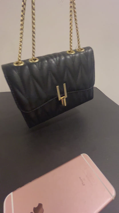 حقيبة كتف صغيرة سوداء مبطنة Quilted Black Leather Cross Body Small Shoulder Bag