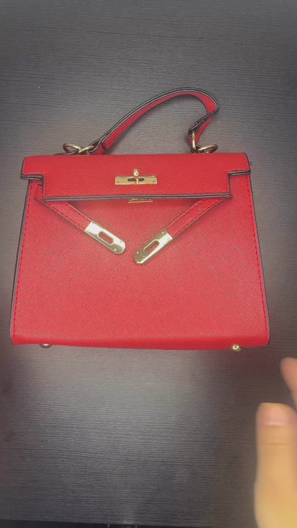 شنطة بلون أحمر قرمزي متوسطة Midum carmine red shoulder bag