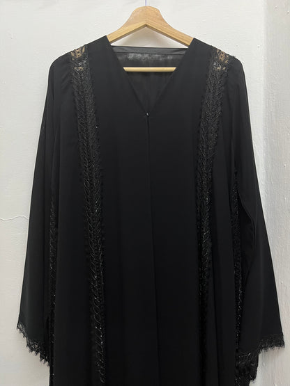 عباية دانتيل وفصوص BLACK DANTIL ABAYA